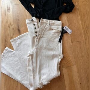 👀Earnest Sewn - New York👀 Cream distressed carpenter jean